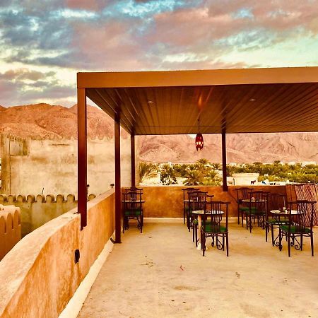 Jawharat Alaqar Inn نزل جوهرة العقر ニズワ エクステリア 写真
