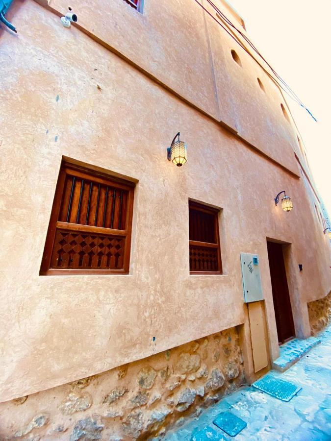 Jawharat Alaqar Inn نزل جوهرة العقر ニズワ エクステリア 写真