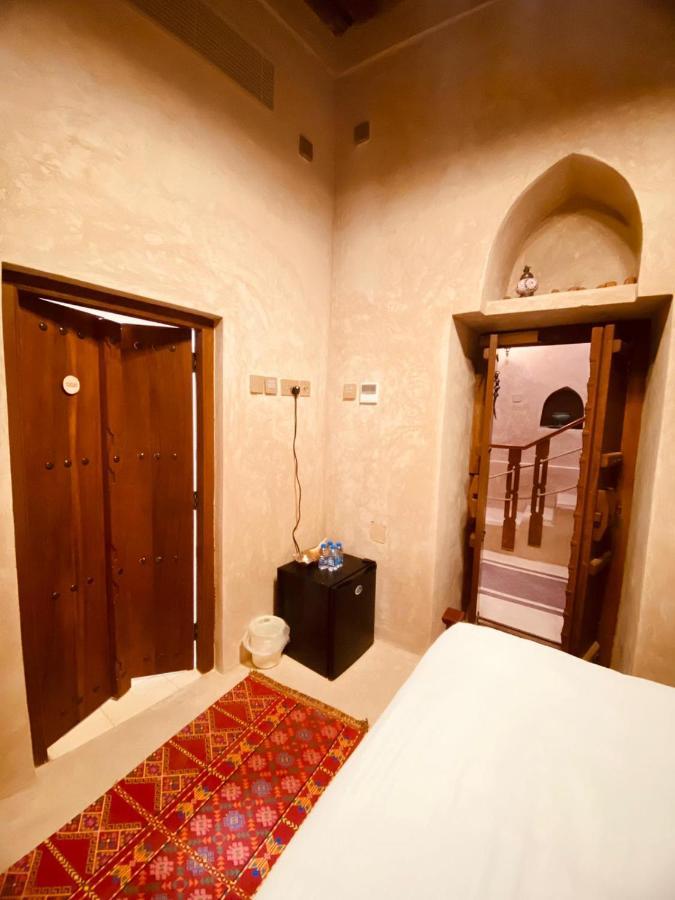 Jawharat Alaqar Inn نزل جوهرة العقر ニズワ エクステリア 写真