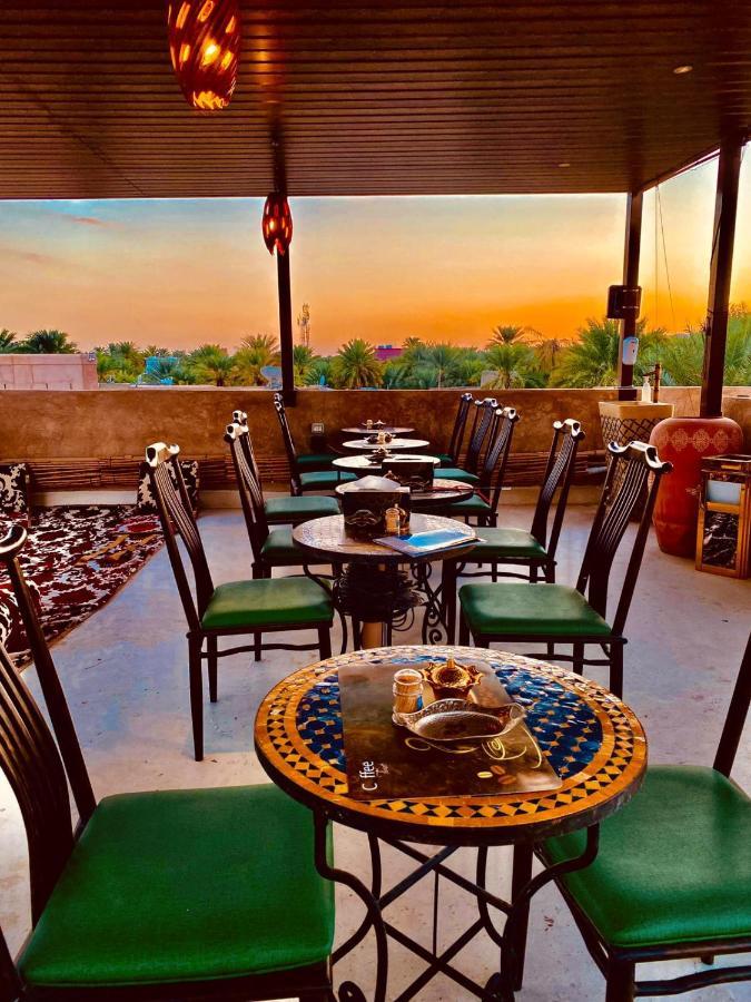 Jawharat Alaqar Inn نزل جوهرة العقر ニズワ エクステリア 写真