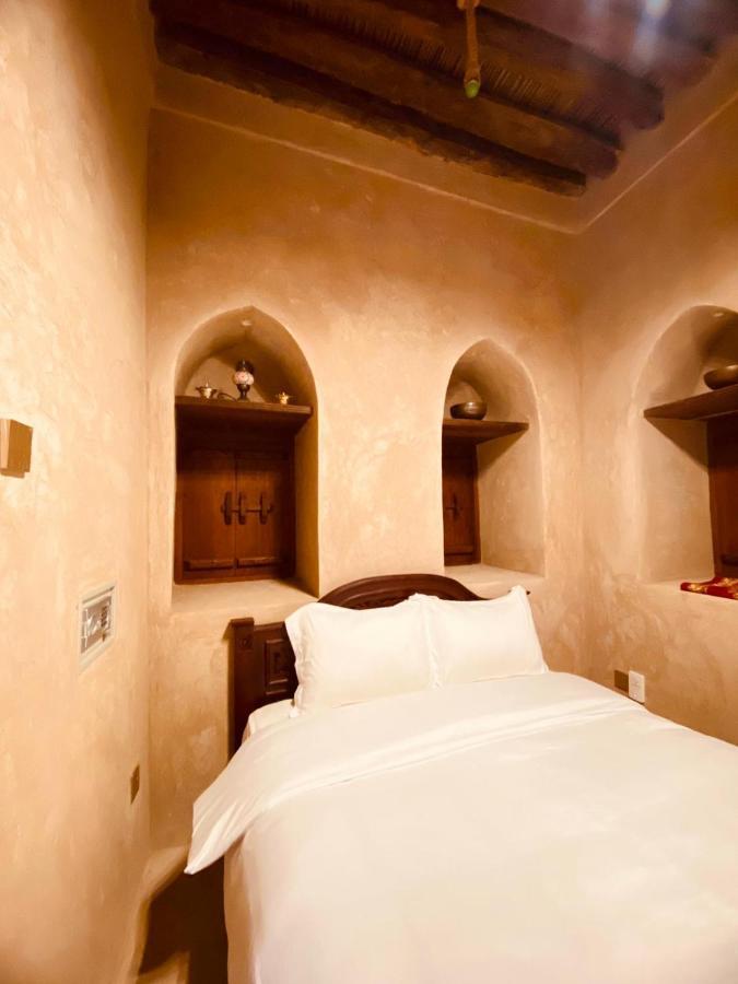 Jawharat Alaqar Inn نزل جوهرة العقر ニズワ エクステリア 写真
