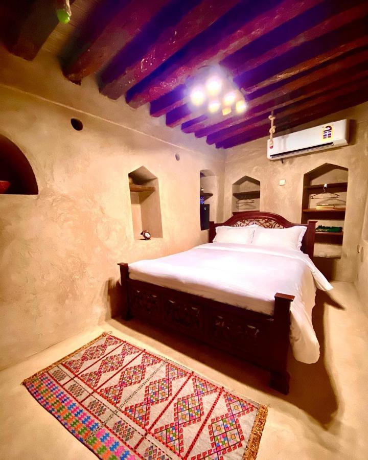 Jawharat Alaqar Inn نزل جوهرة العقر ニズワ エクステリア 写真